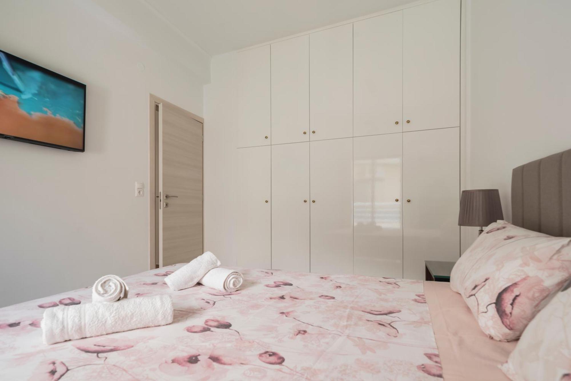 Neon 2Br Luxurious Central Apt Heraklion Exteriör bild