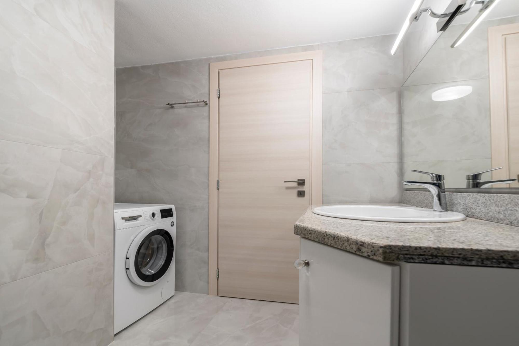 Neon 2Br Luxurious Central Apt Heraklion Exteriör bild