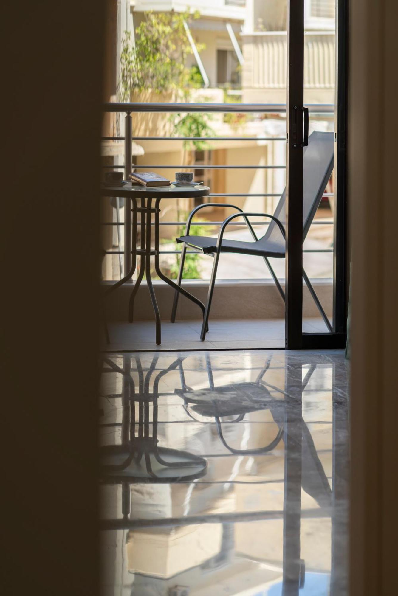 Neon 2Br Luxurious Central Apt Heraklion Exteriör bild